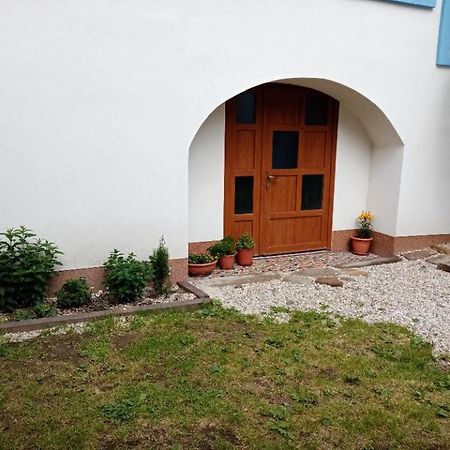 Penzion L'Isola Kunžak Zewnętrze zdjęcie