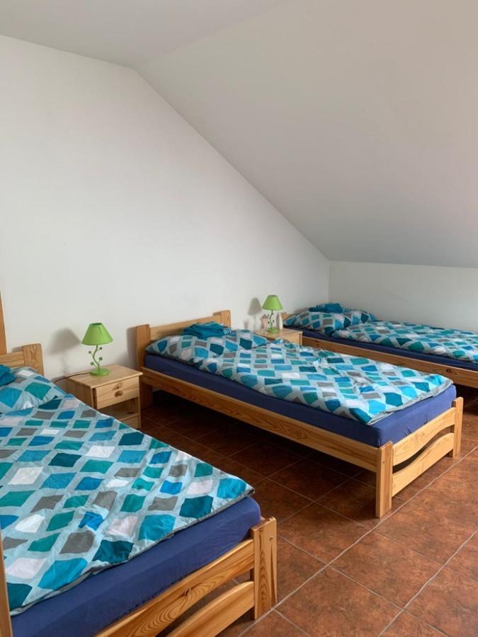 Penzion L'Isola Kunžak Zewnętrze zdjęcie